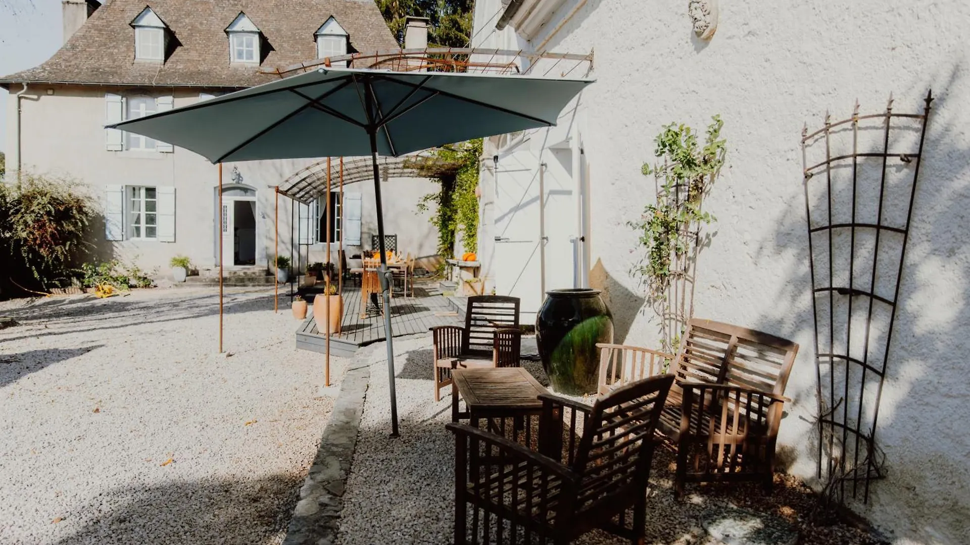 Hotel Les Perséides à Lezignan